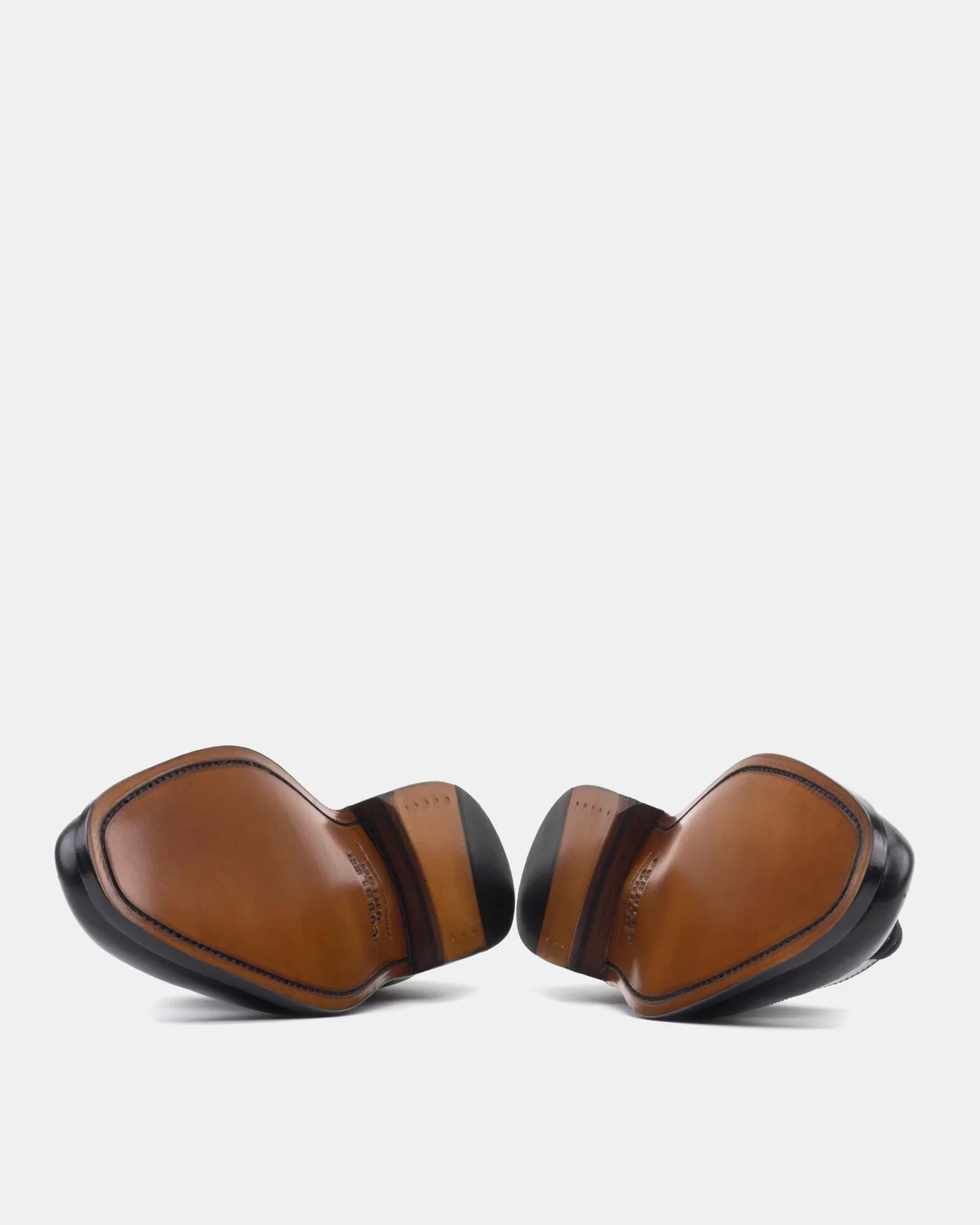 Alex Black Wingtip Derby Shoe - 722