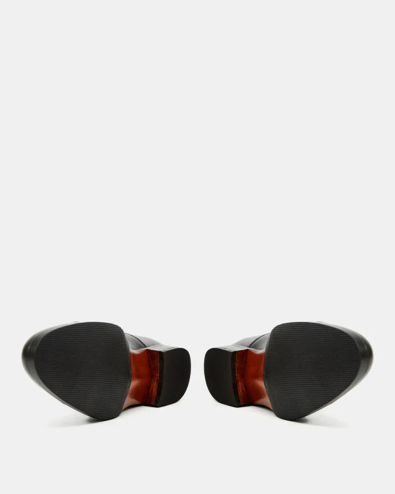 Black Cap Toe Oxford with Rubber Half Soles