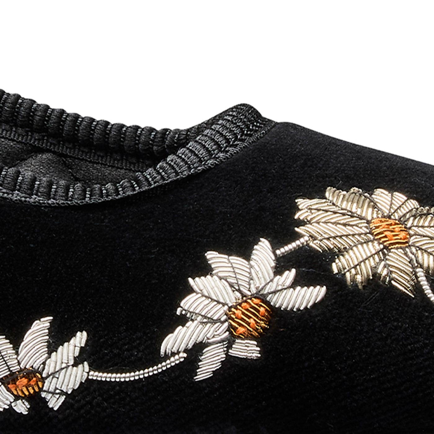 Daisy Chain Black Velvet