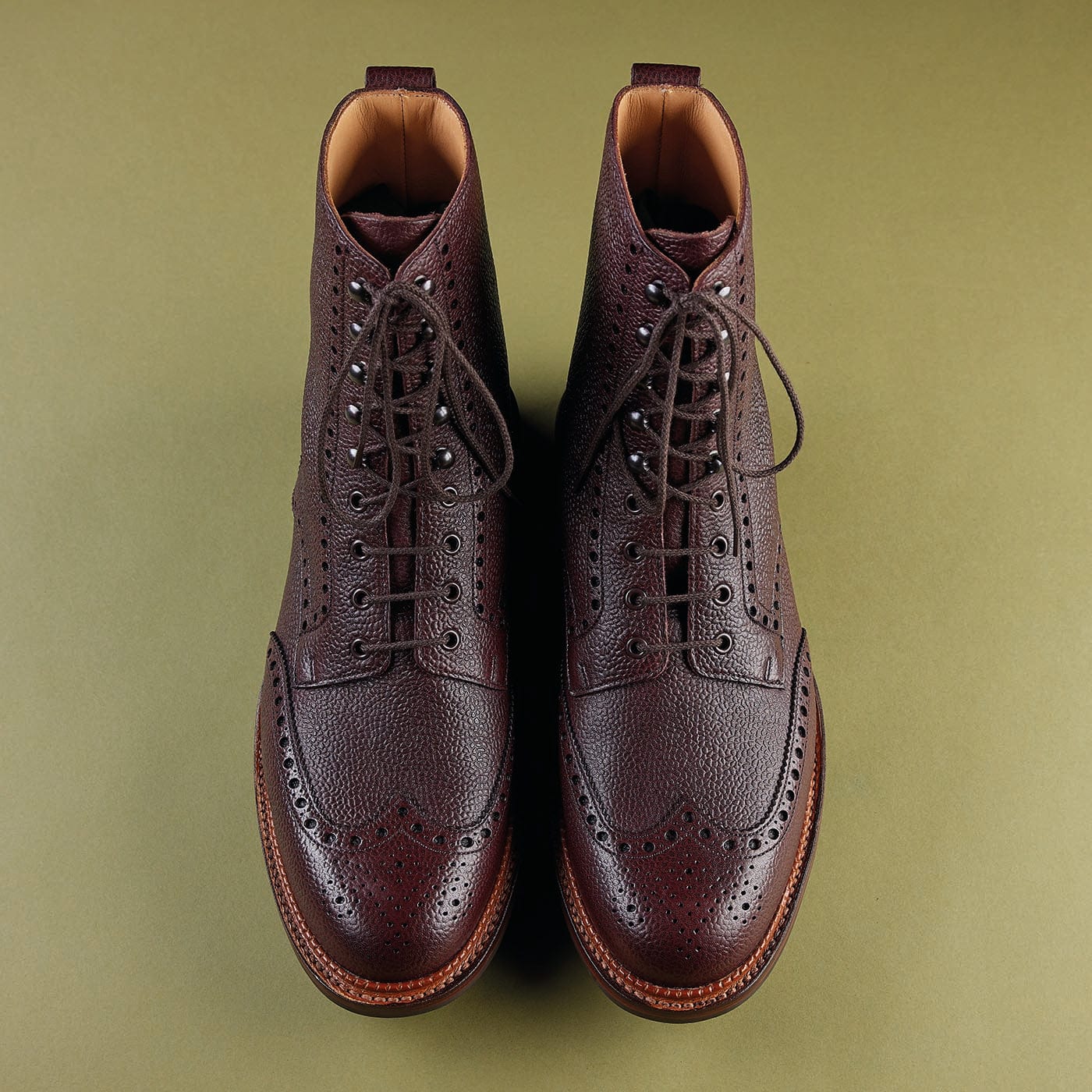 Islay Oxblood Zug Grain